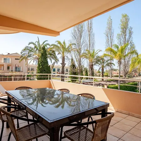 Coastal Golf By Seareen Apartment
