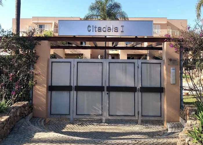 Coastal Golf By Seareen 维拉摩拉