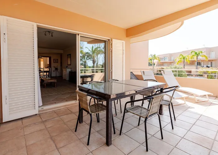 Coastal Golf By Seareen *